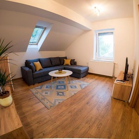 Petlov Salas Rooms Novi Sad Eksteriør billede