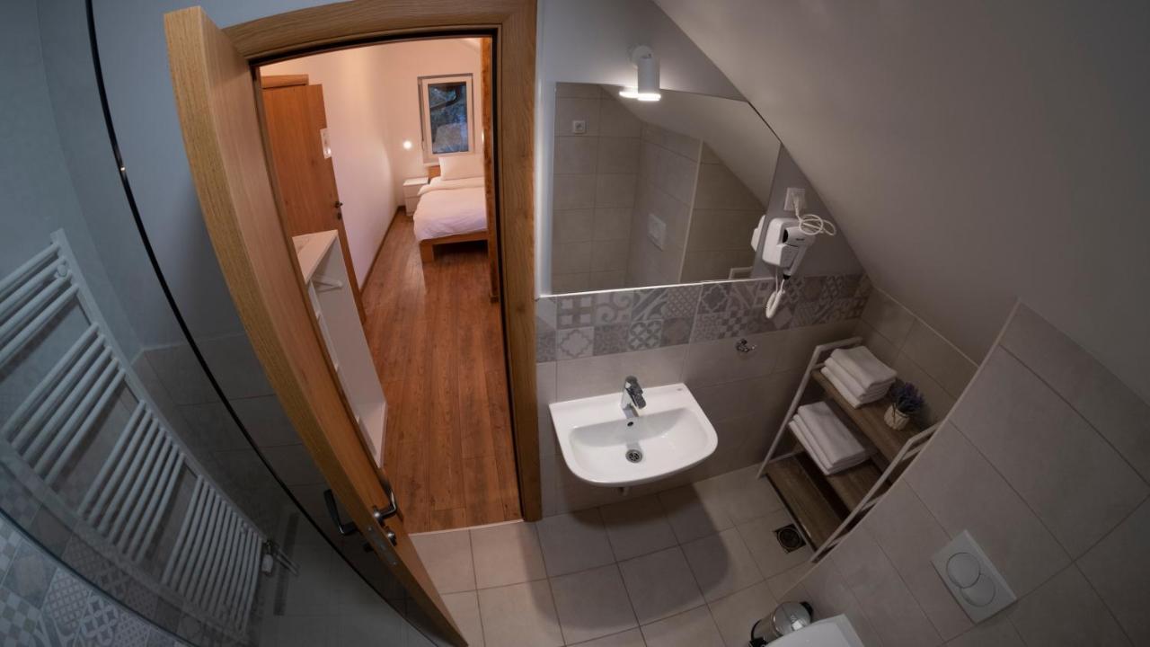 Petlov Salas Rooms Novi Sad Eksteriør billede